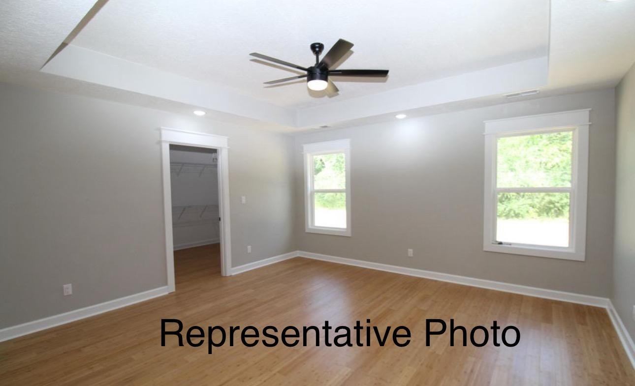 440 Oak Point Dr