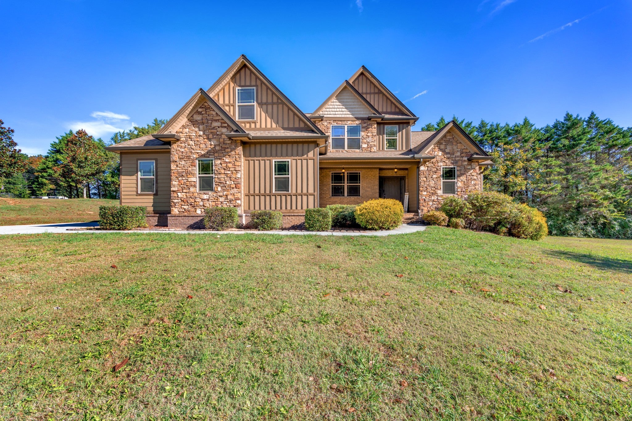 131 Eagle Creek Rd NW