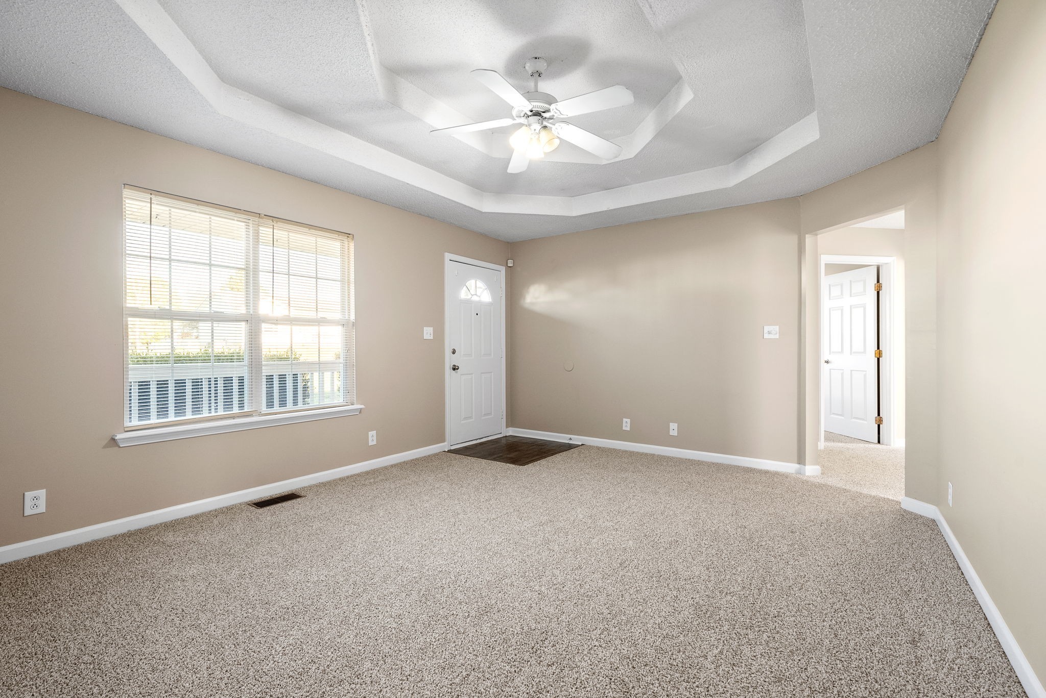 Oak Grove, Kentucky 42262, United States, 3 Bedrooms Bedrooms, ,2 BathroomsBathrooms,Residential,Active,225856