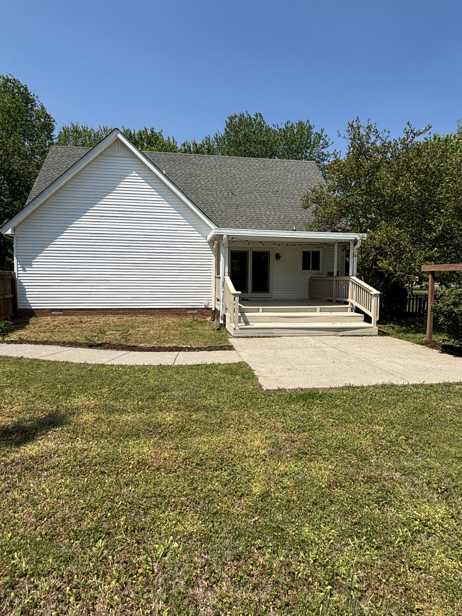 4643 Barfield Crescent Rd