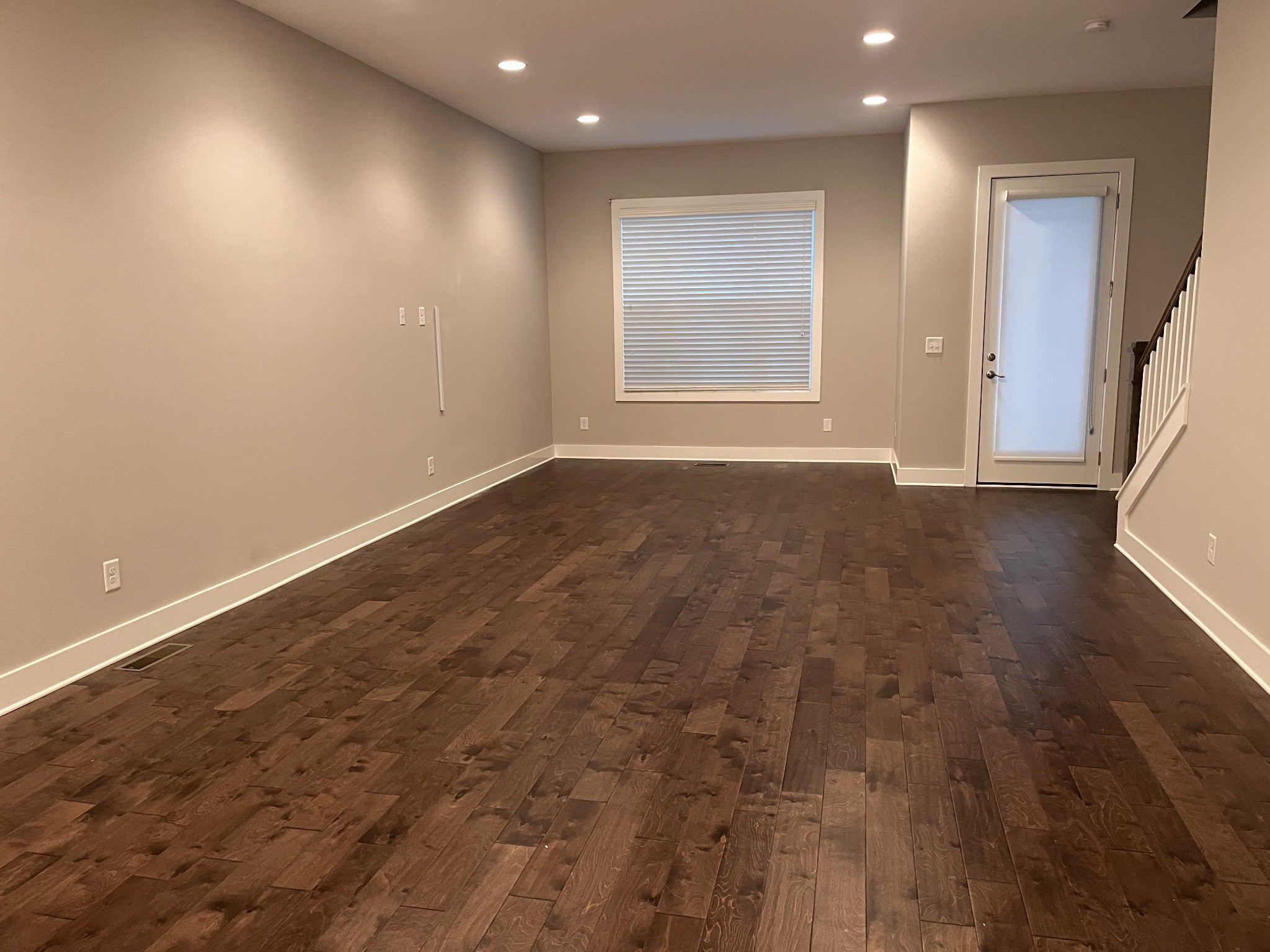 689 Vernon Ave
