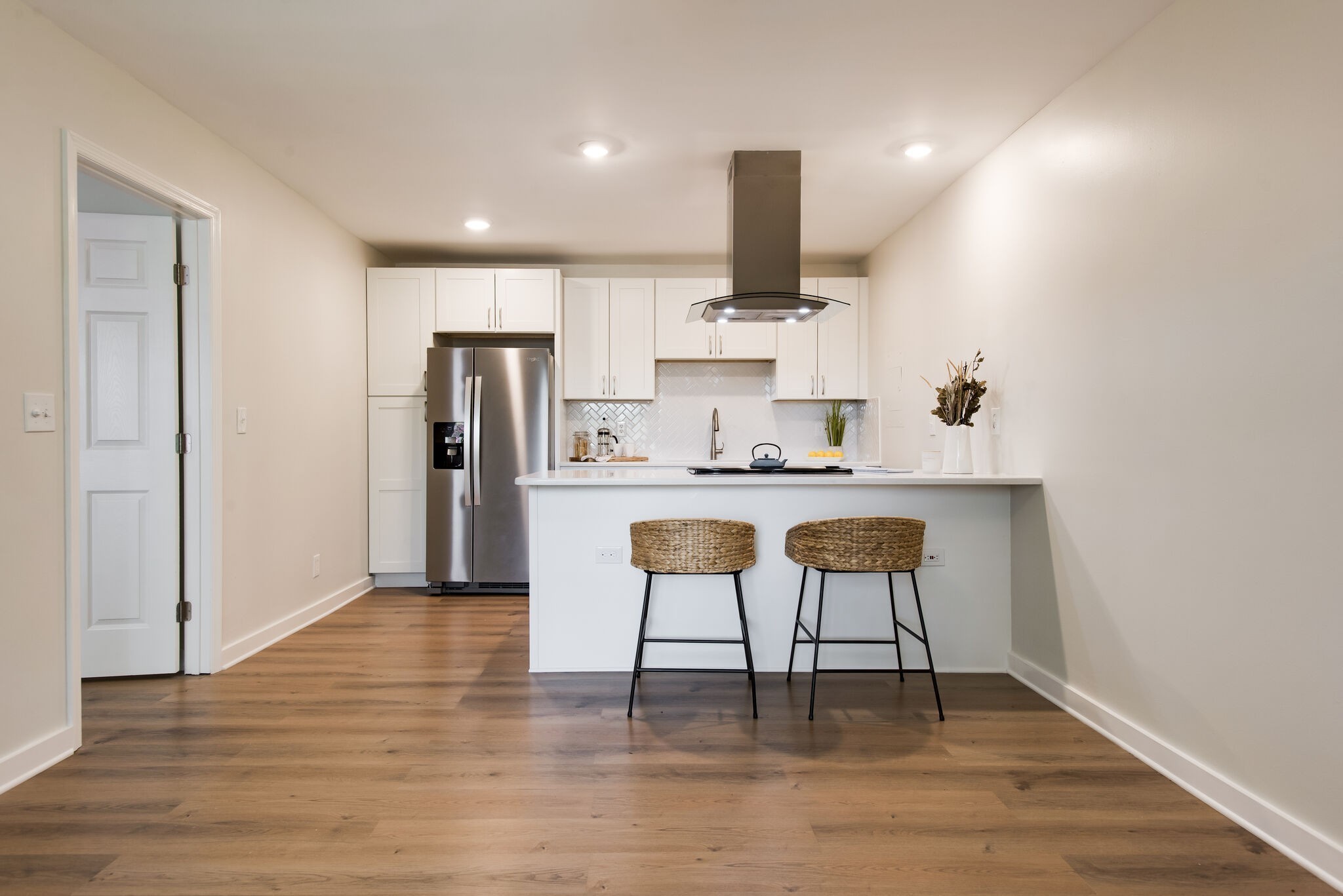 3600 Hillsboro Pike D16