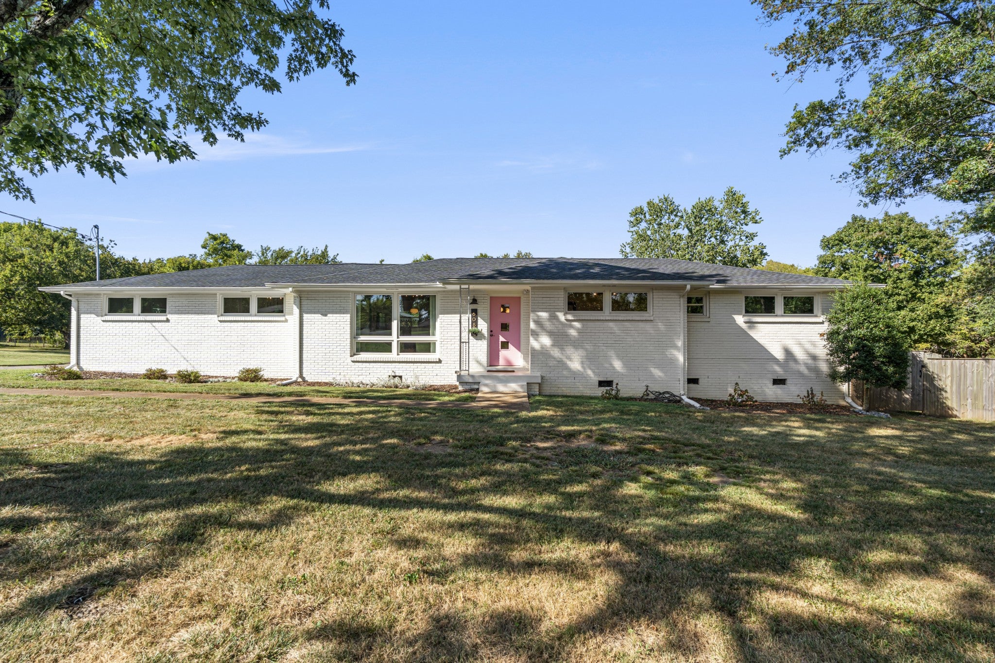 608 Oakland Dr