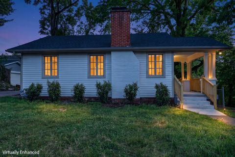 Photo of 1620 Lillian St, Nashville, TN 37206 (MLS # 3185423)