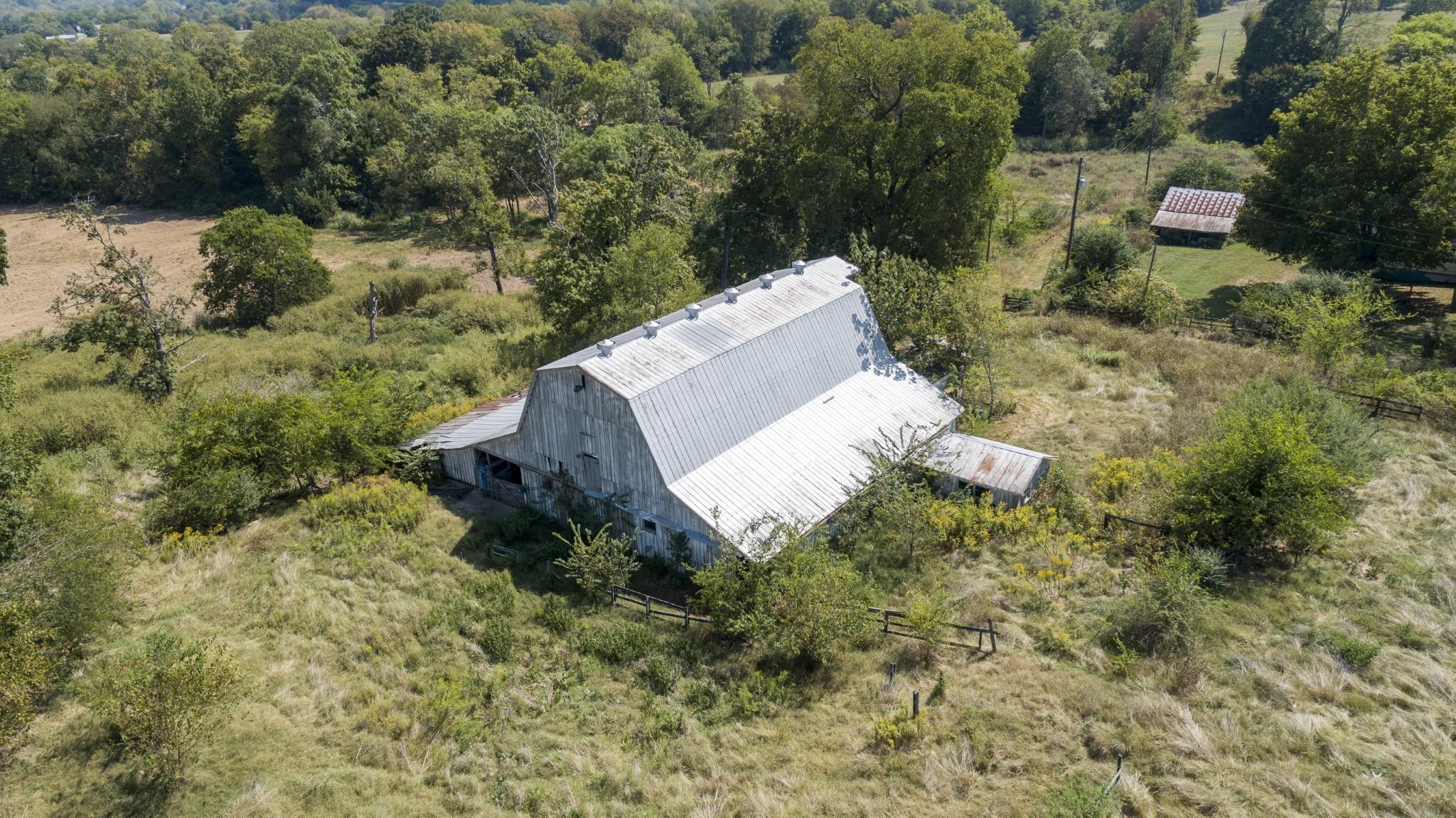 2762 Critz Ln