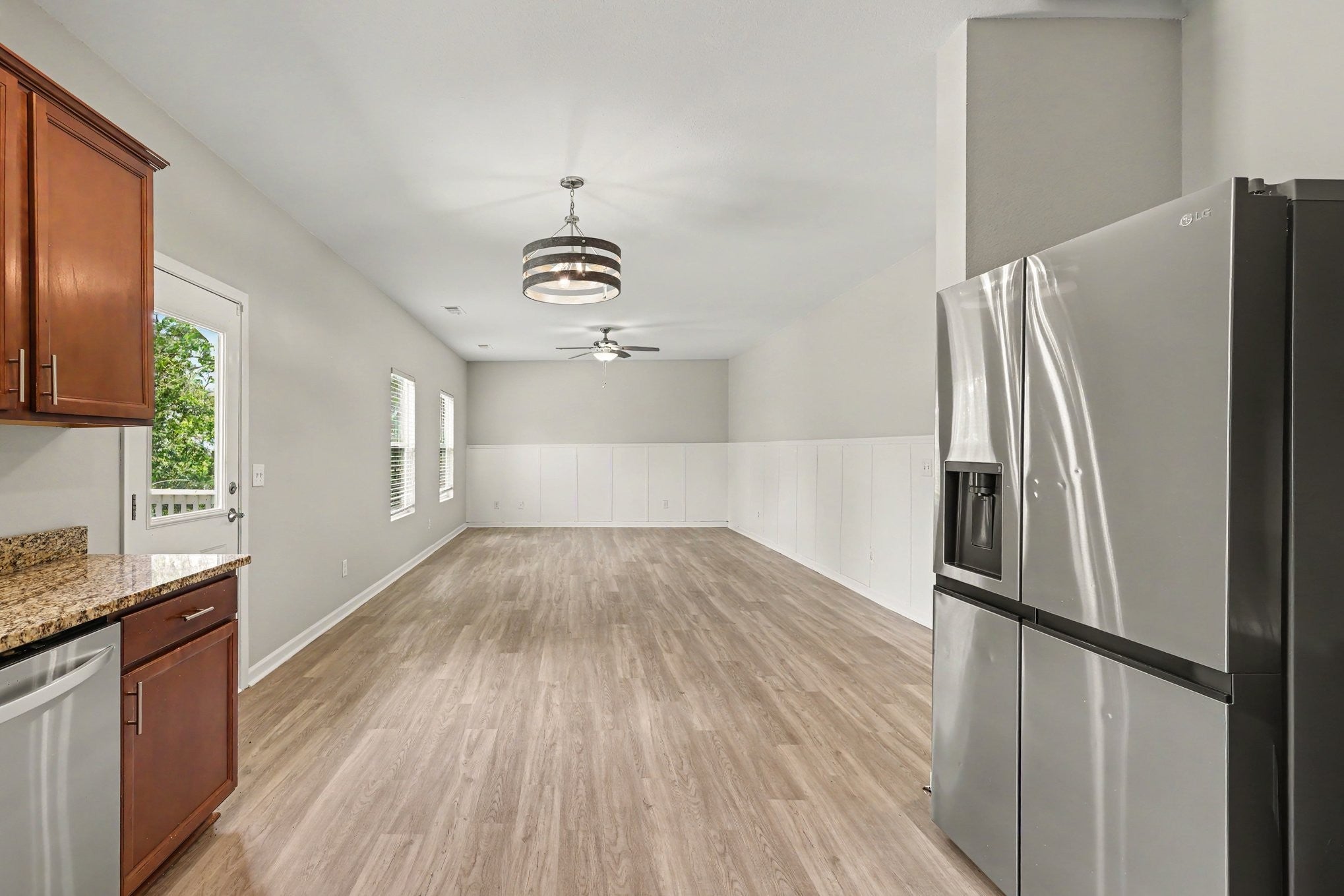 2233 Bee Hive Dr