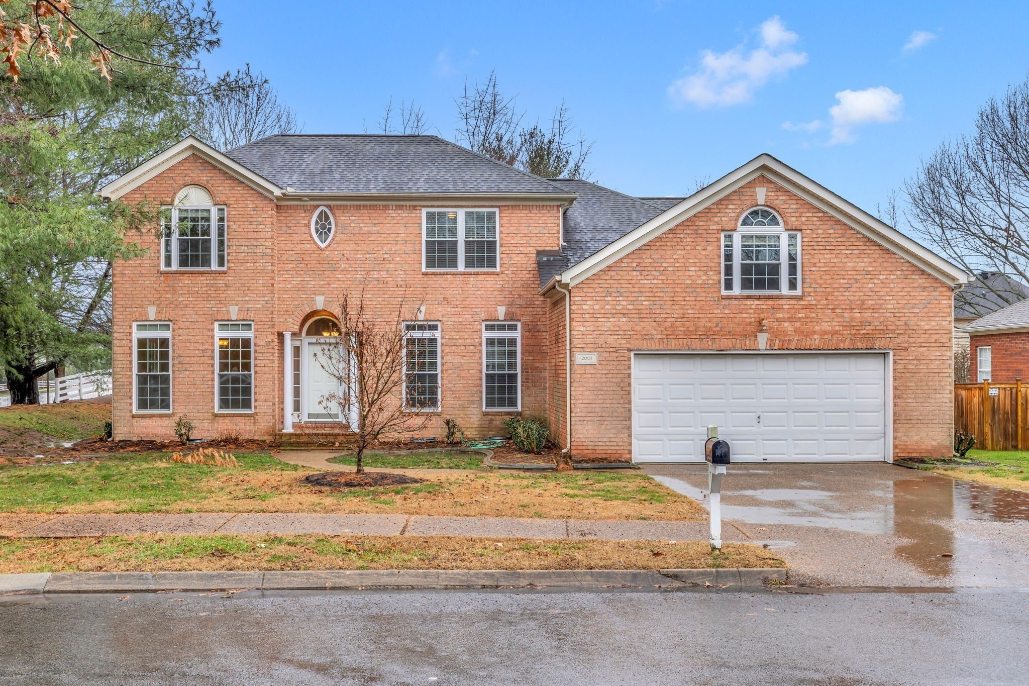 4.0-bed rental at 2001 Wimbledon Cir