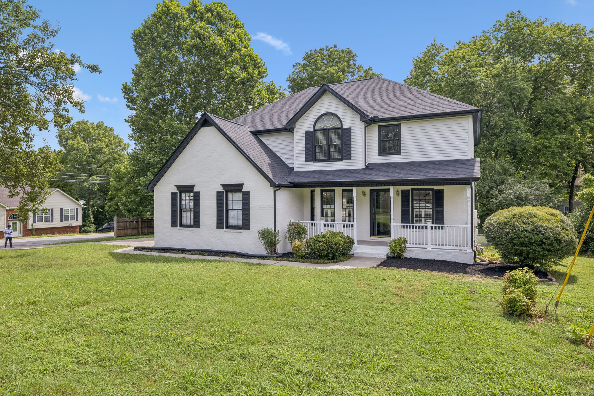 801 Briargrove Dr