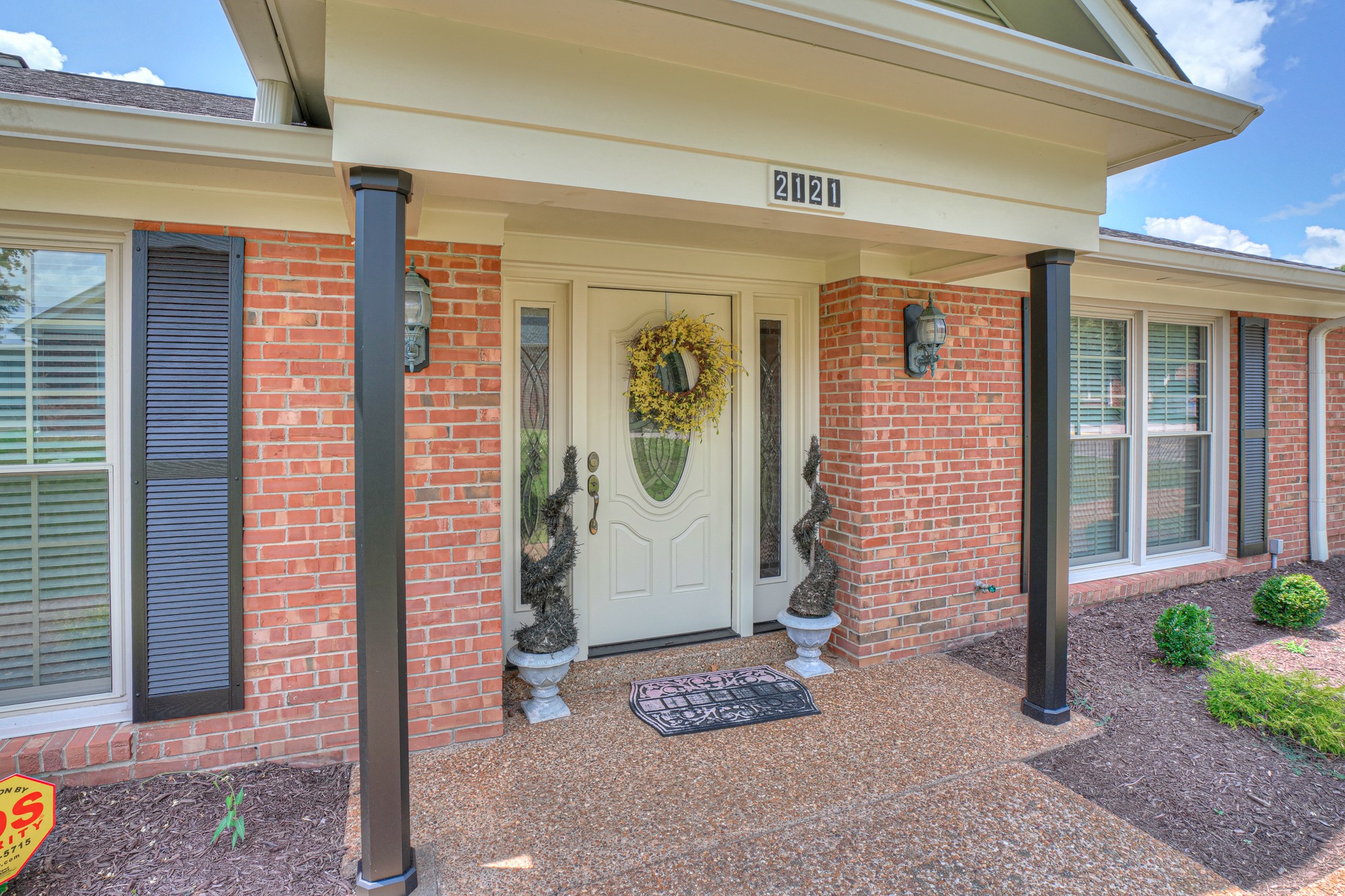 2121 River Chase Dr