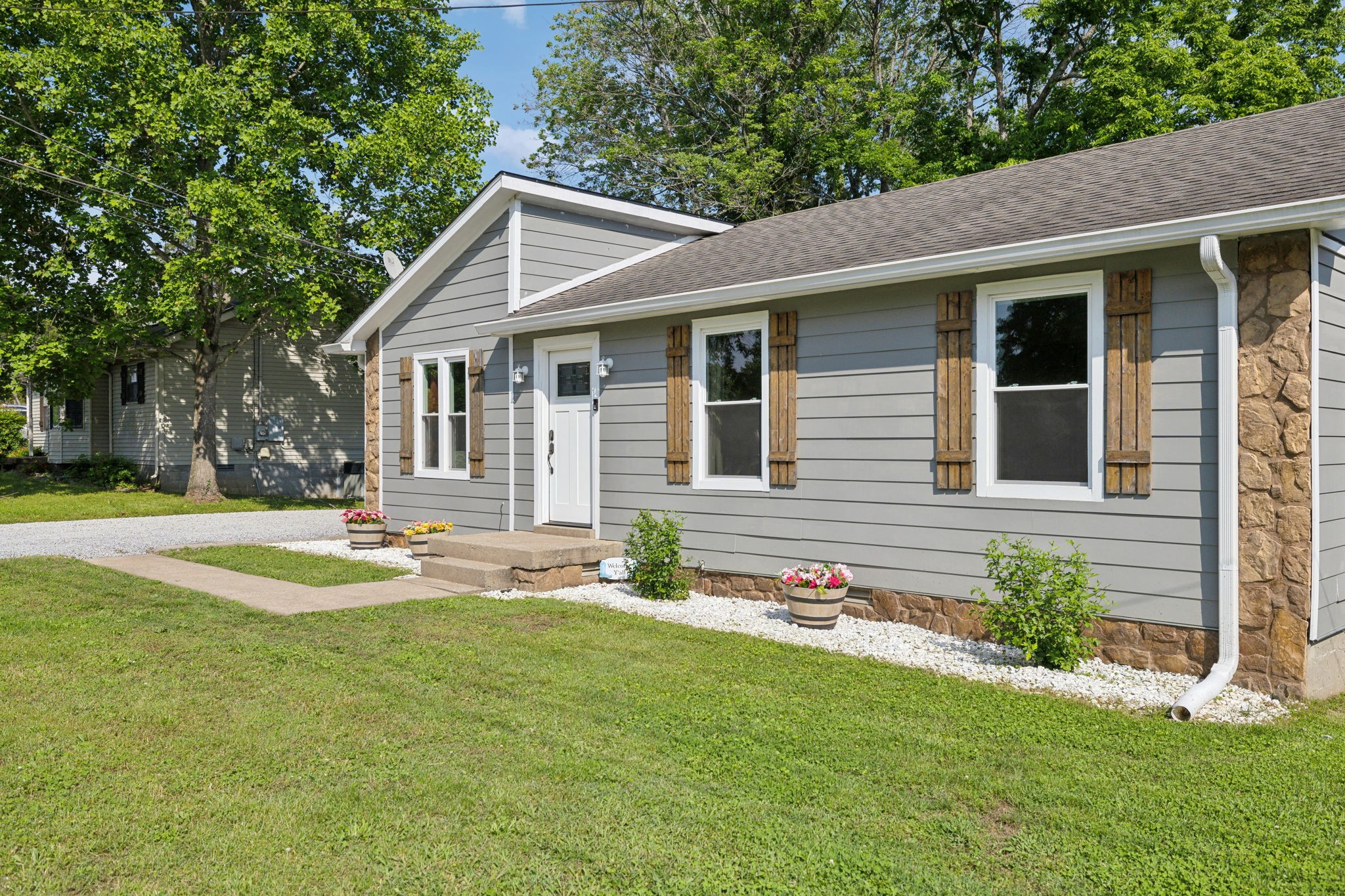 168 Evergreen Cir