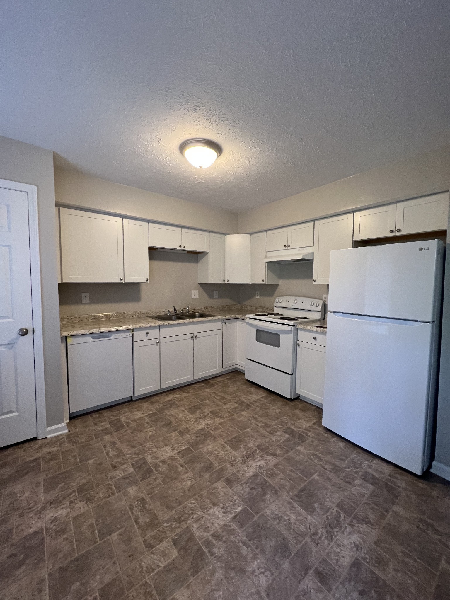 133 Coventry Woods Dr