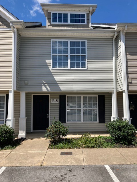 Photo 1 of 13 — 2961 Rutherford B-5, Murfreesboro, TN 37130