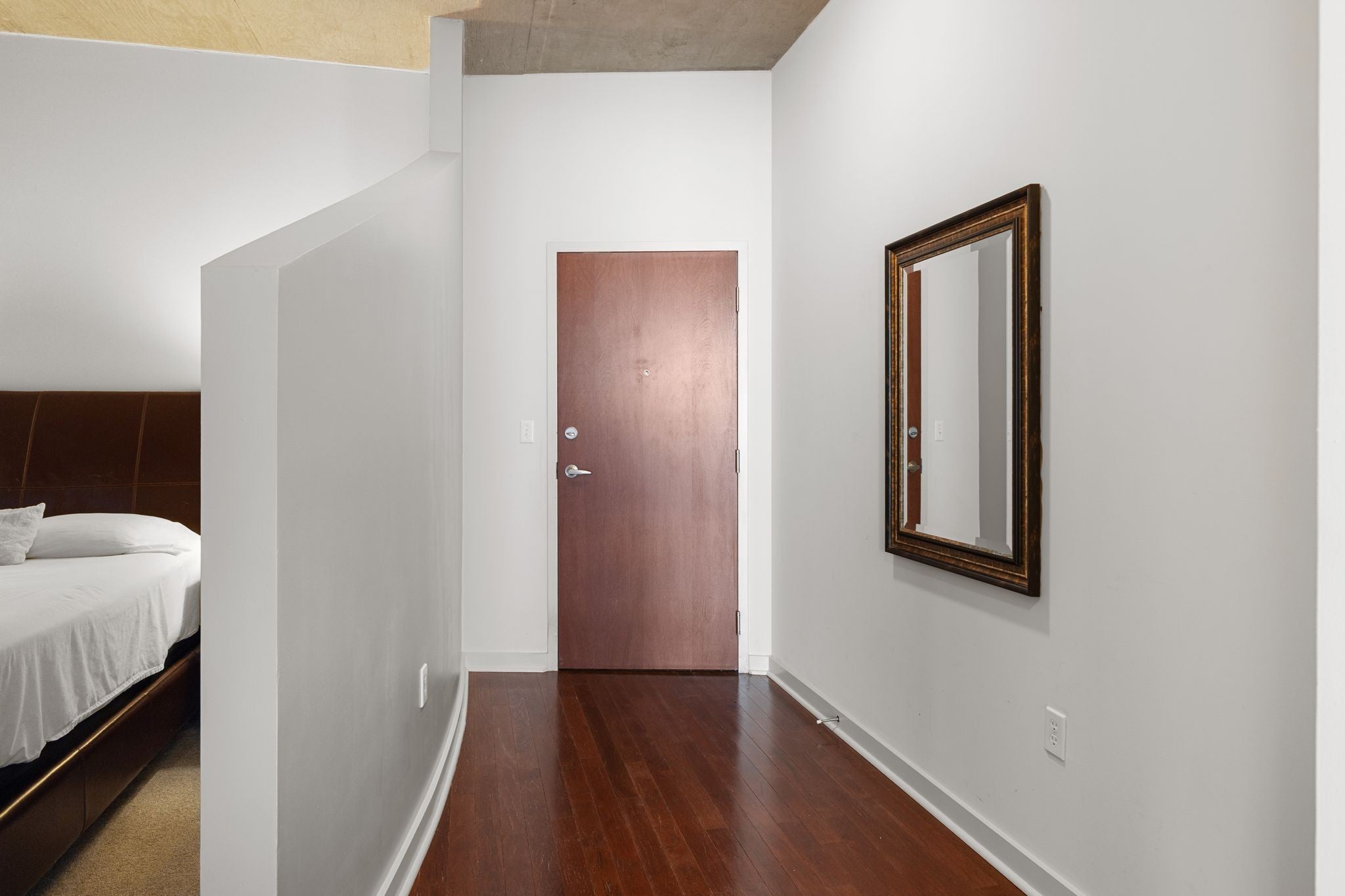 301 Demonbreun St 1712