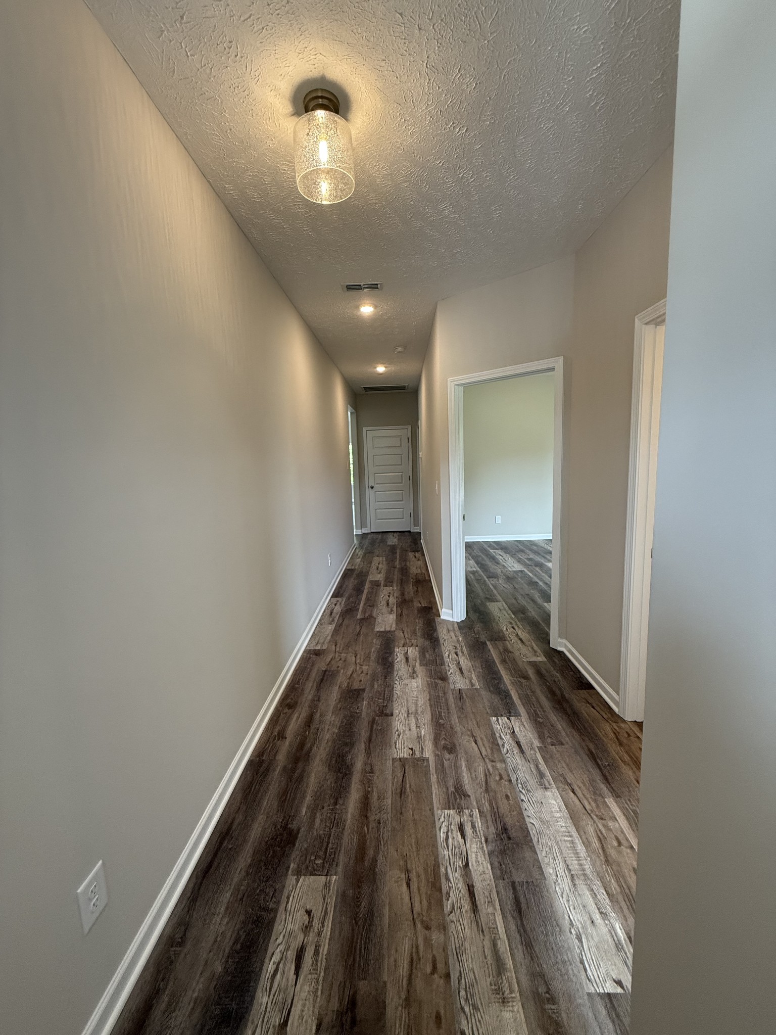 215 Blanford Cir