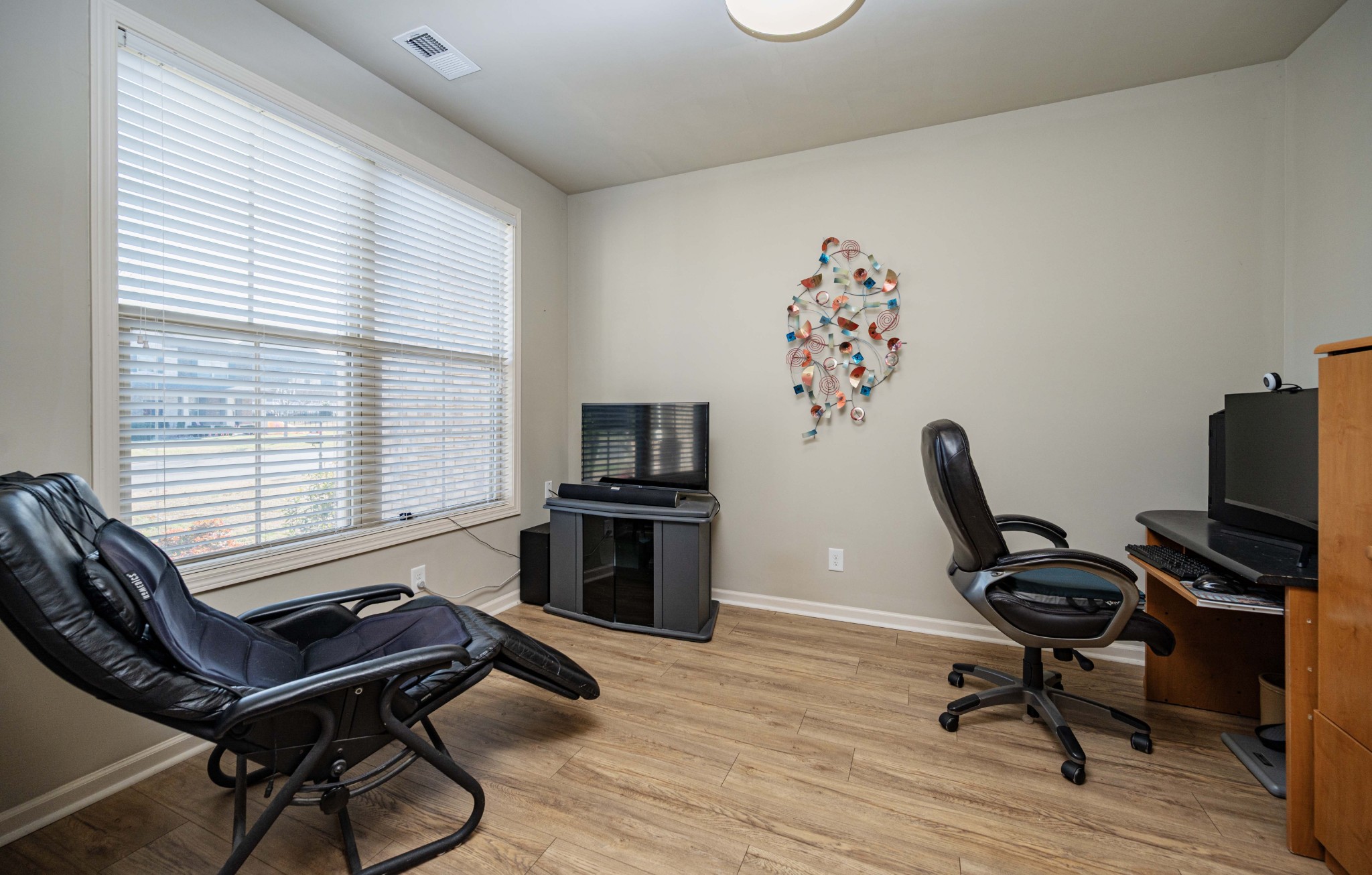 5111 General Eisenhower Dr