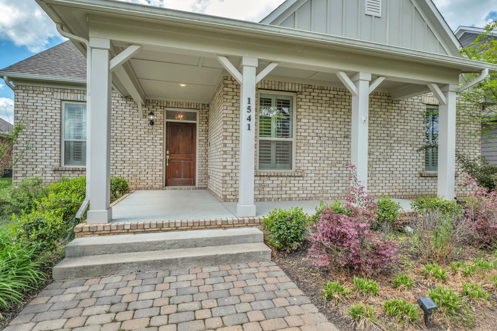 1541 Drakes Creek Rd