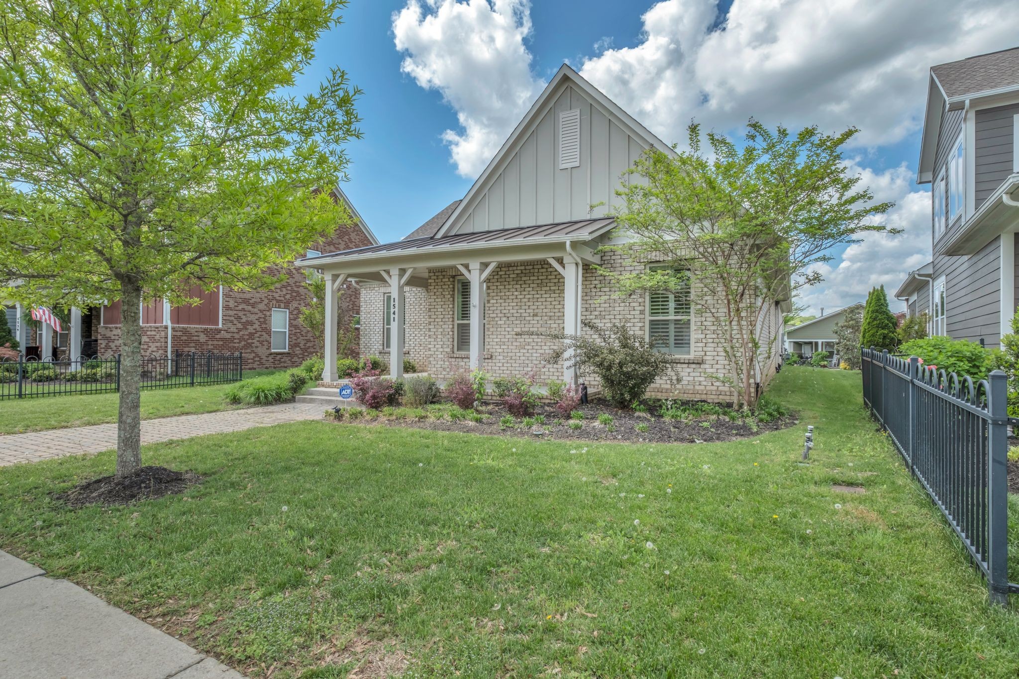 1541 Drakes Creek Rd