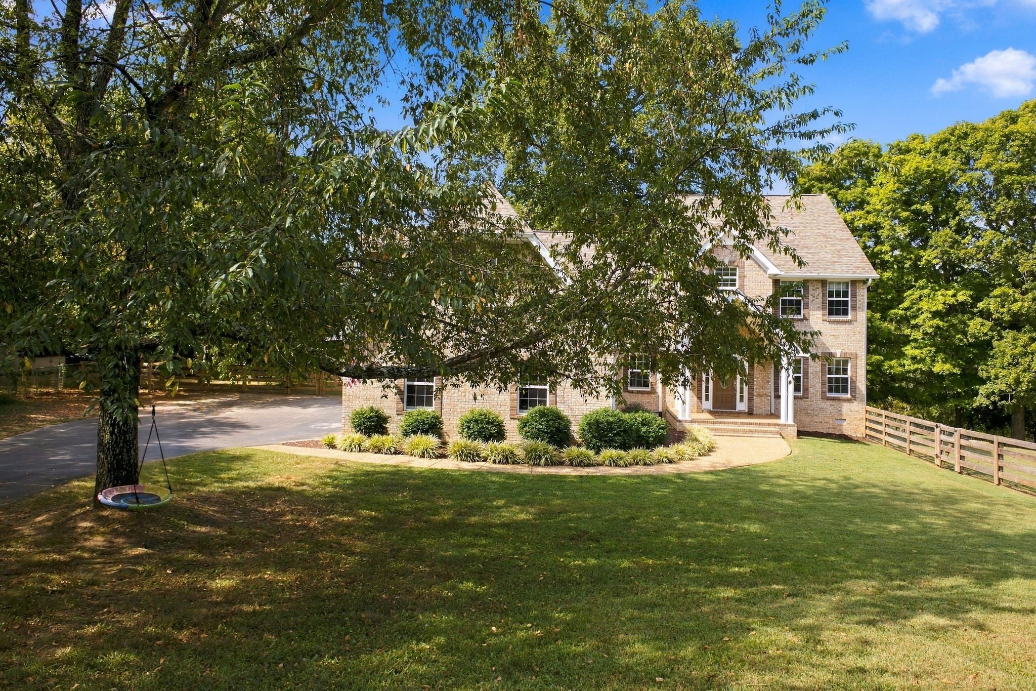 313 Burr Oak Ct