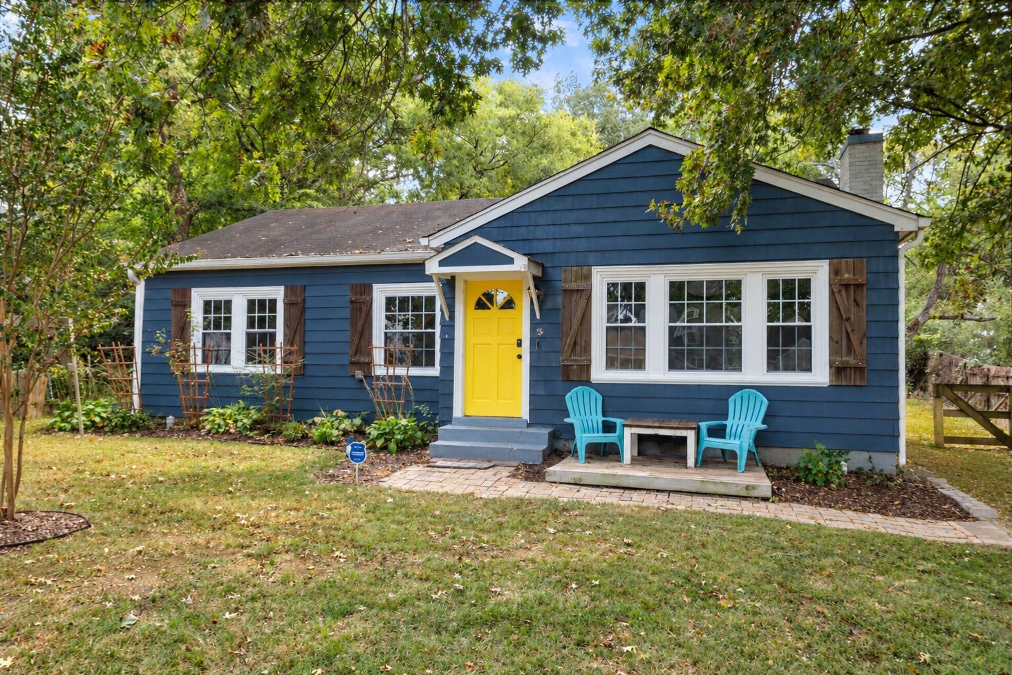909 Edgewood Dr