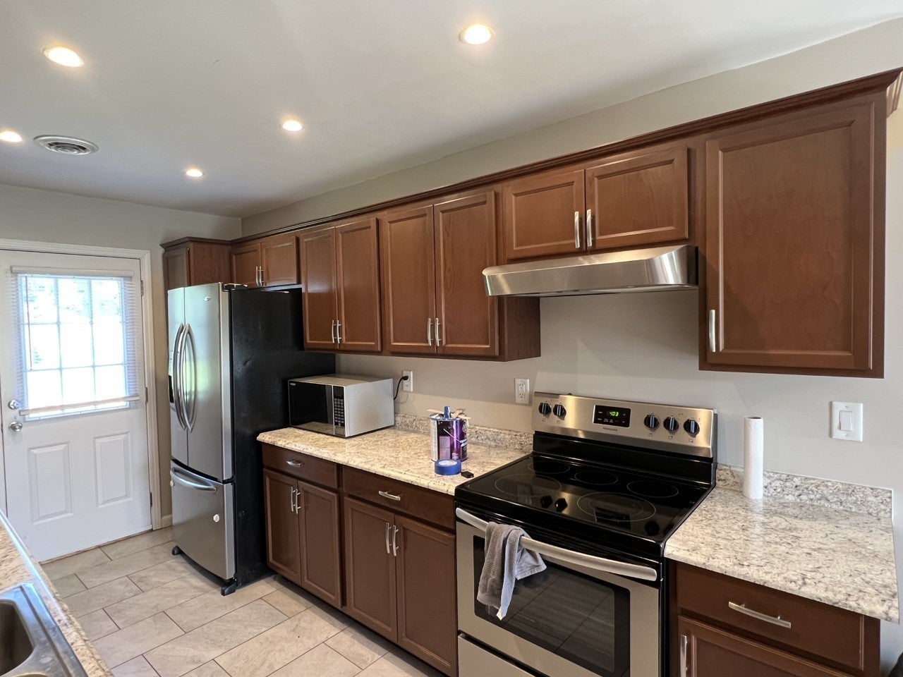 959 Van Buren Ave