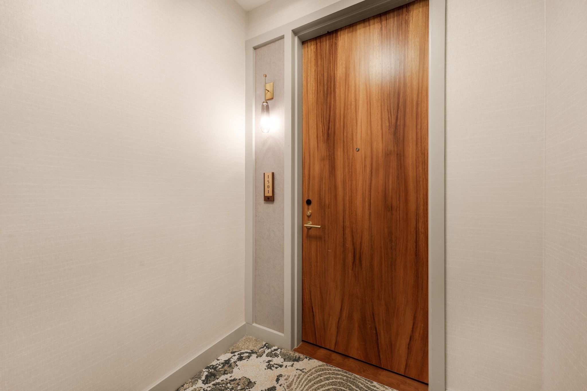 160 2nd Ave S 1501