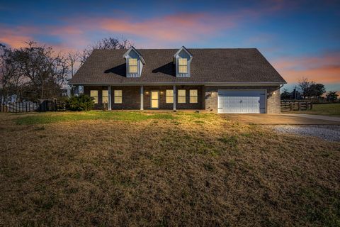 2107 Double Branch Rd Columbia TN 38401