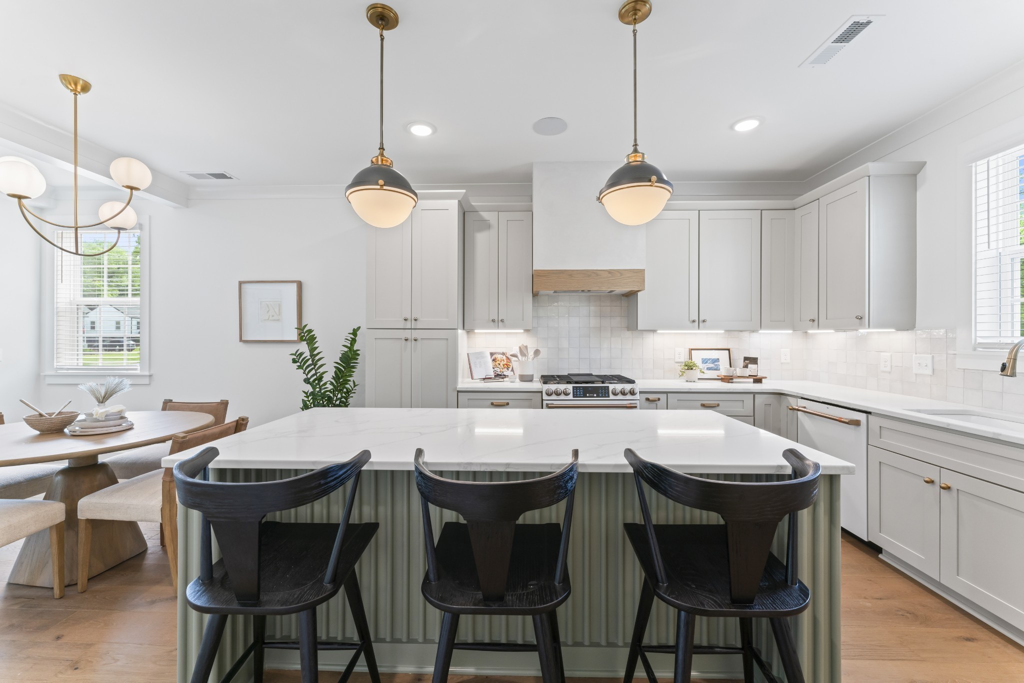 504 Edwin St 1