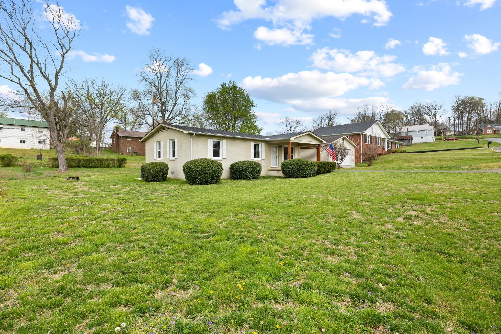 204 Terrace Ln
