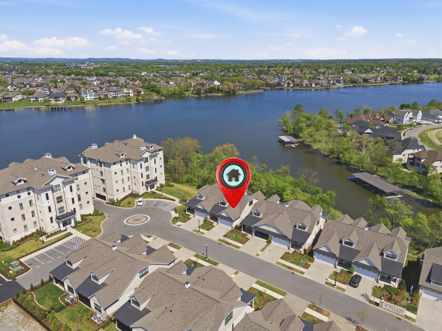 1024 Club View Drive B301