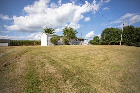 6056 S Lamont Rd Springfield TN 37172