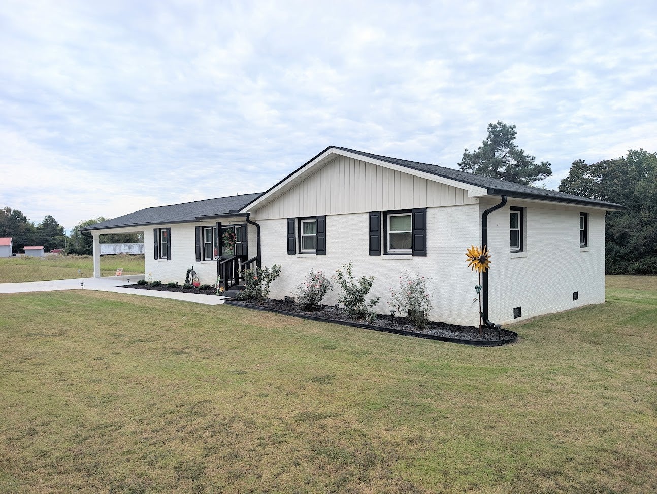 14 Simmons Cir
