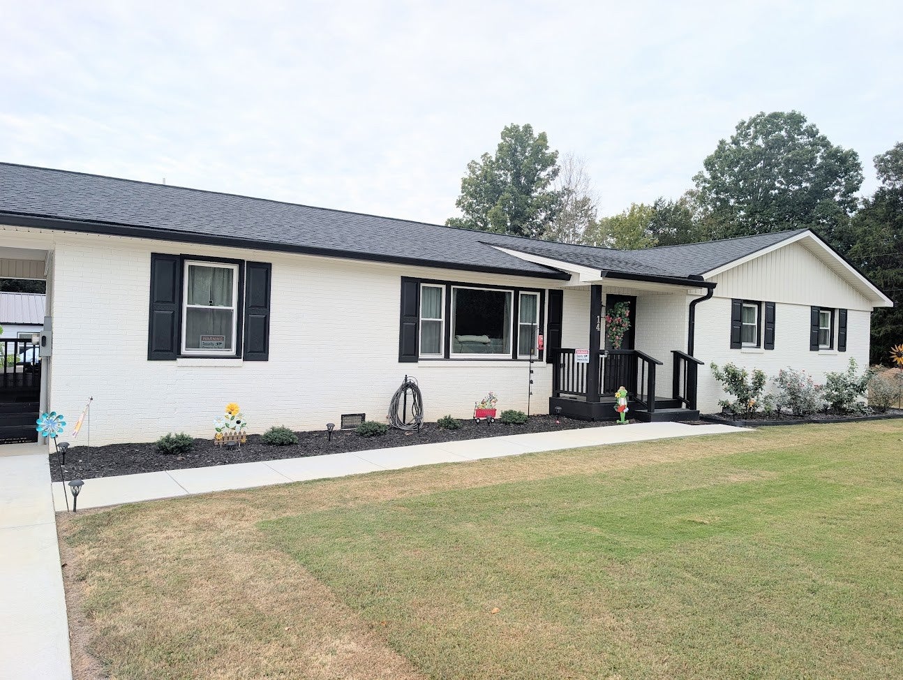 14 Simmons Cir
