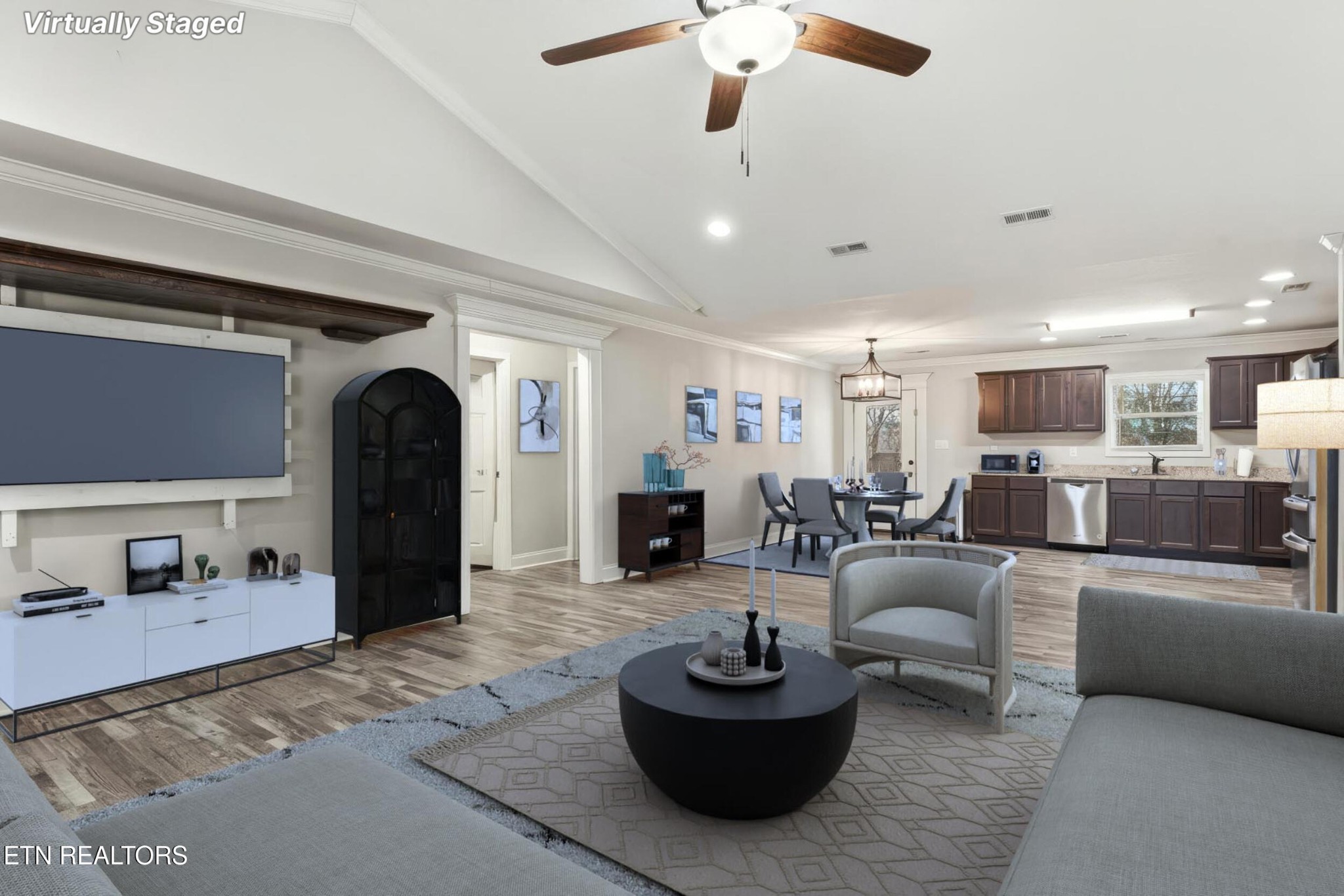 1513 John Sparks Drive