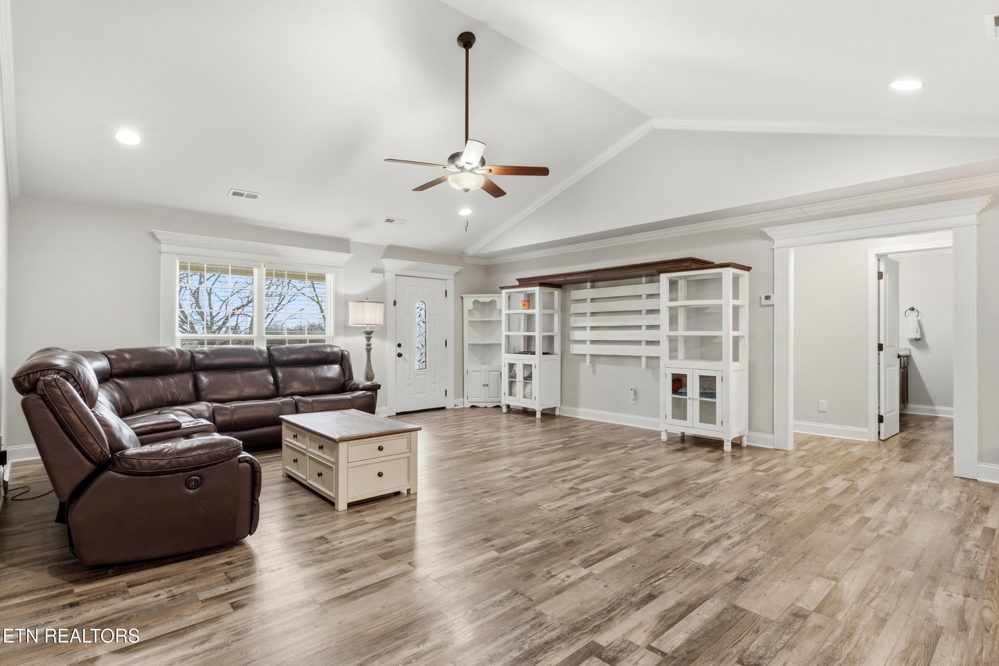 1513 John Sparks Drive