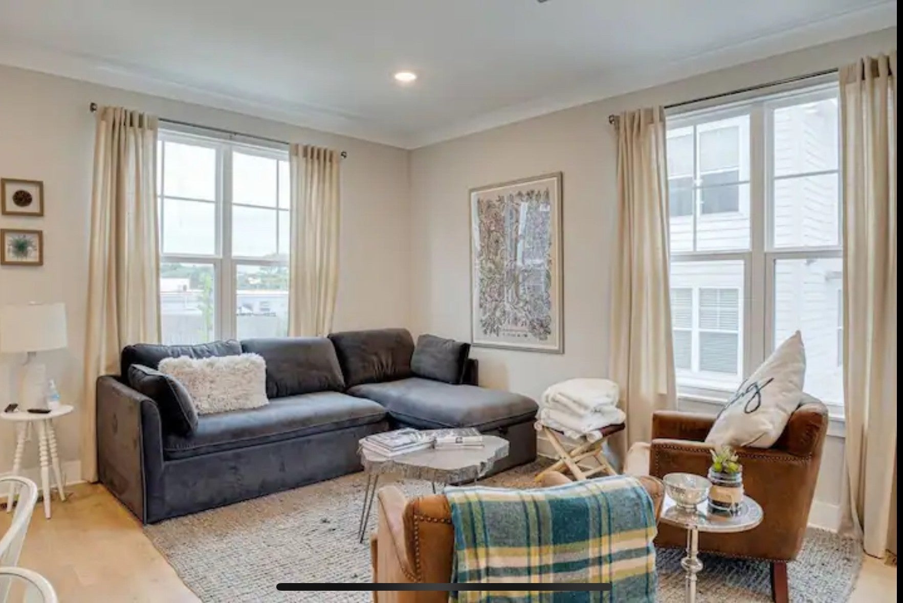 105 Duke St 7