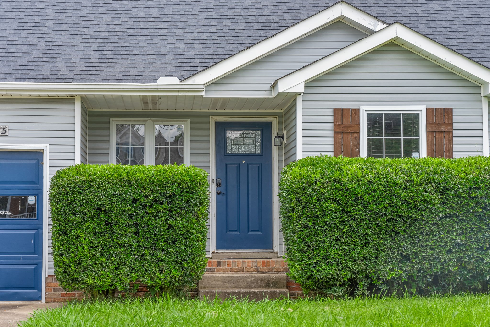 1255 Weeping Willow Dr