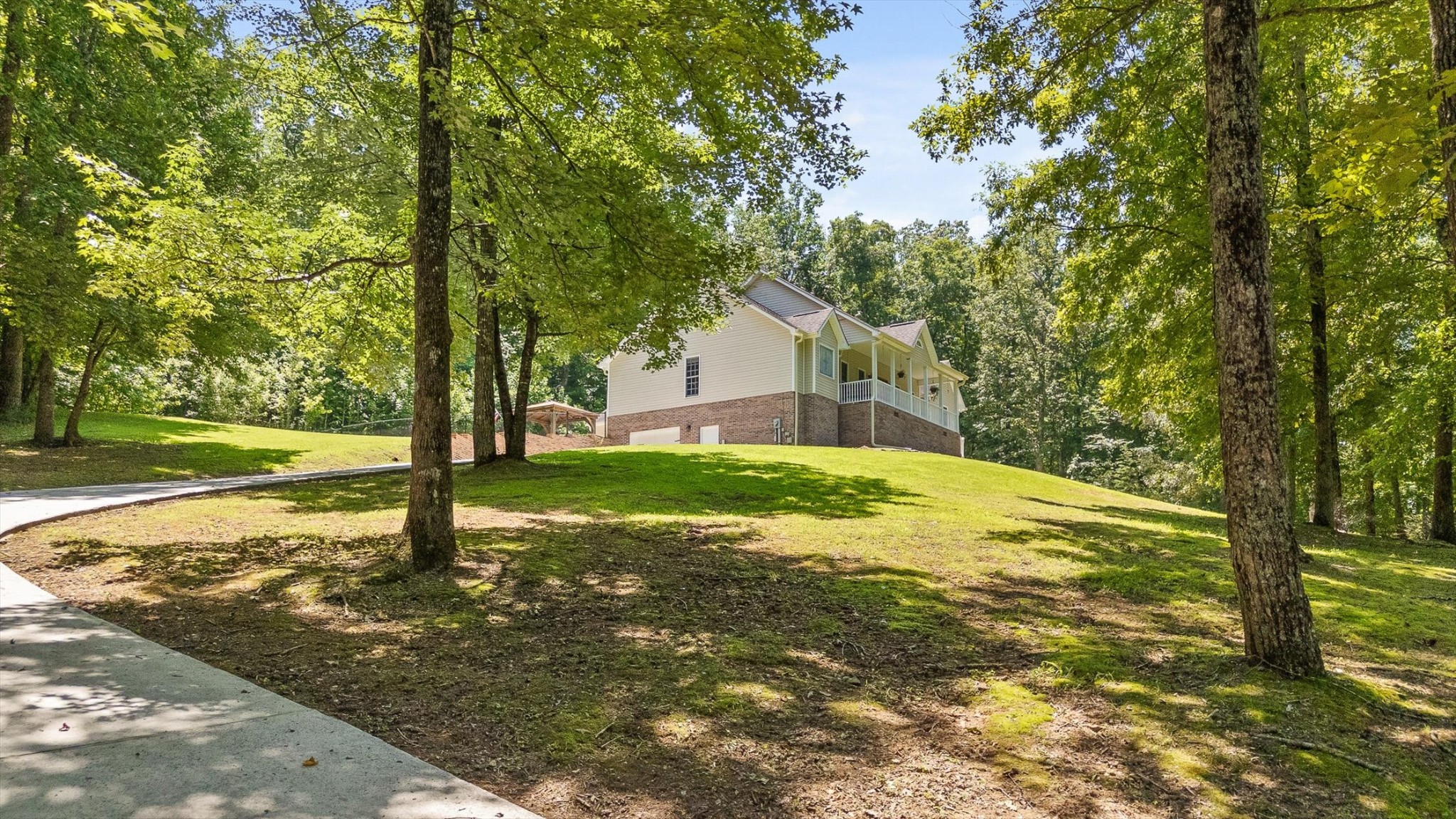 215 Virgil Thomas Dr