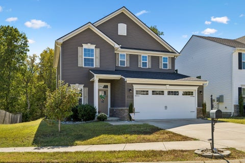Photo of 2572 Grove Park Way, Columbia, TN 38401 (MLS # 3612834)