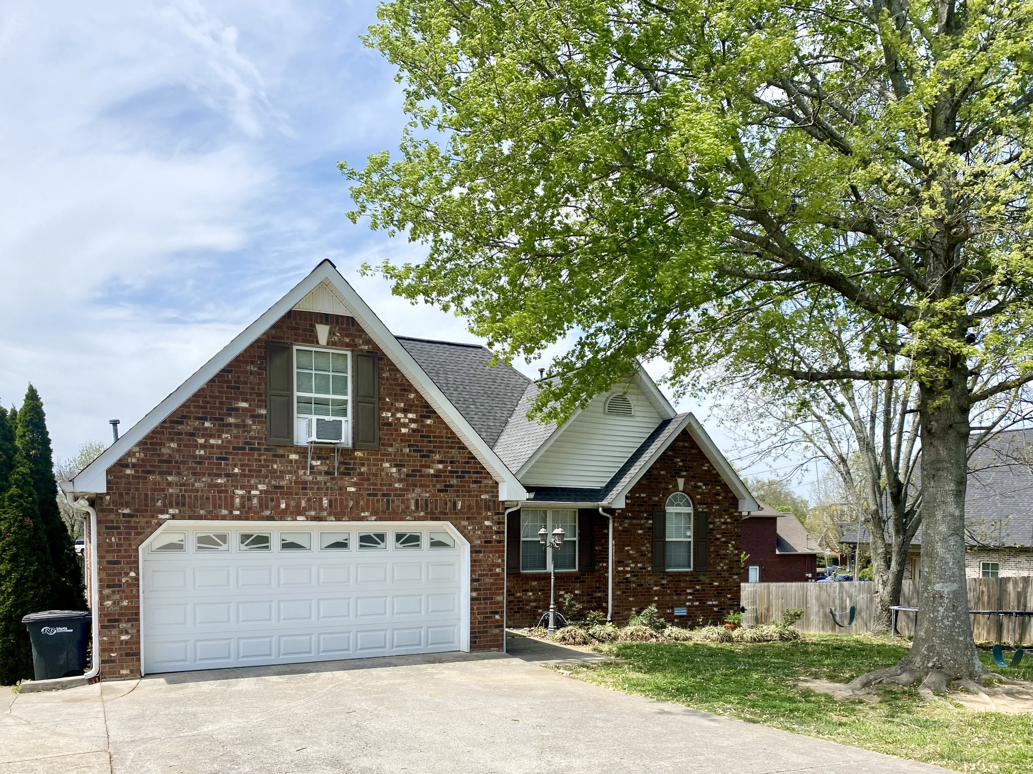 402 Williamsport Dr