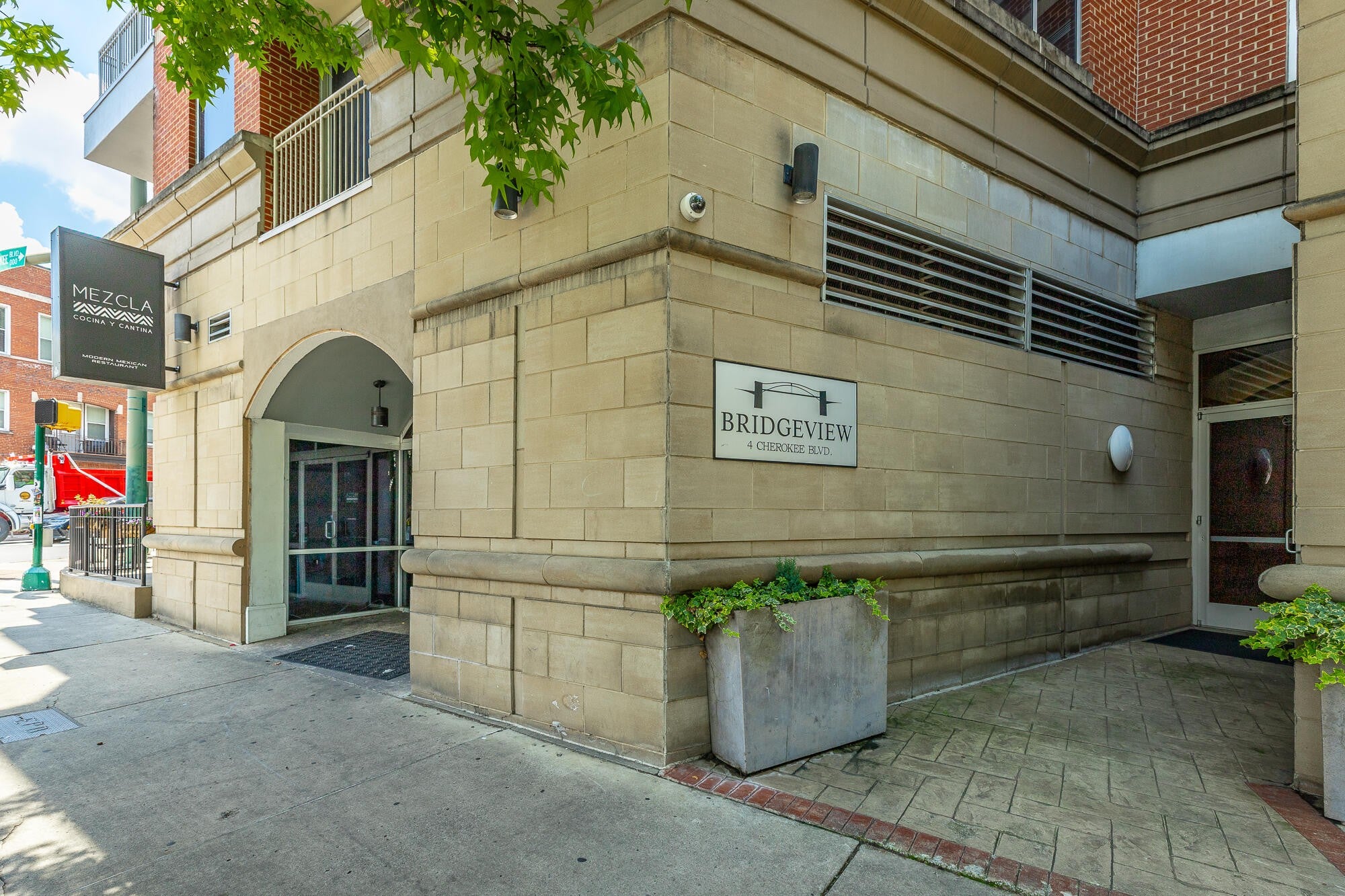 4 Cherokee Boulevard 306