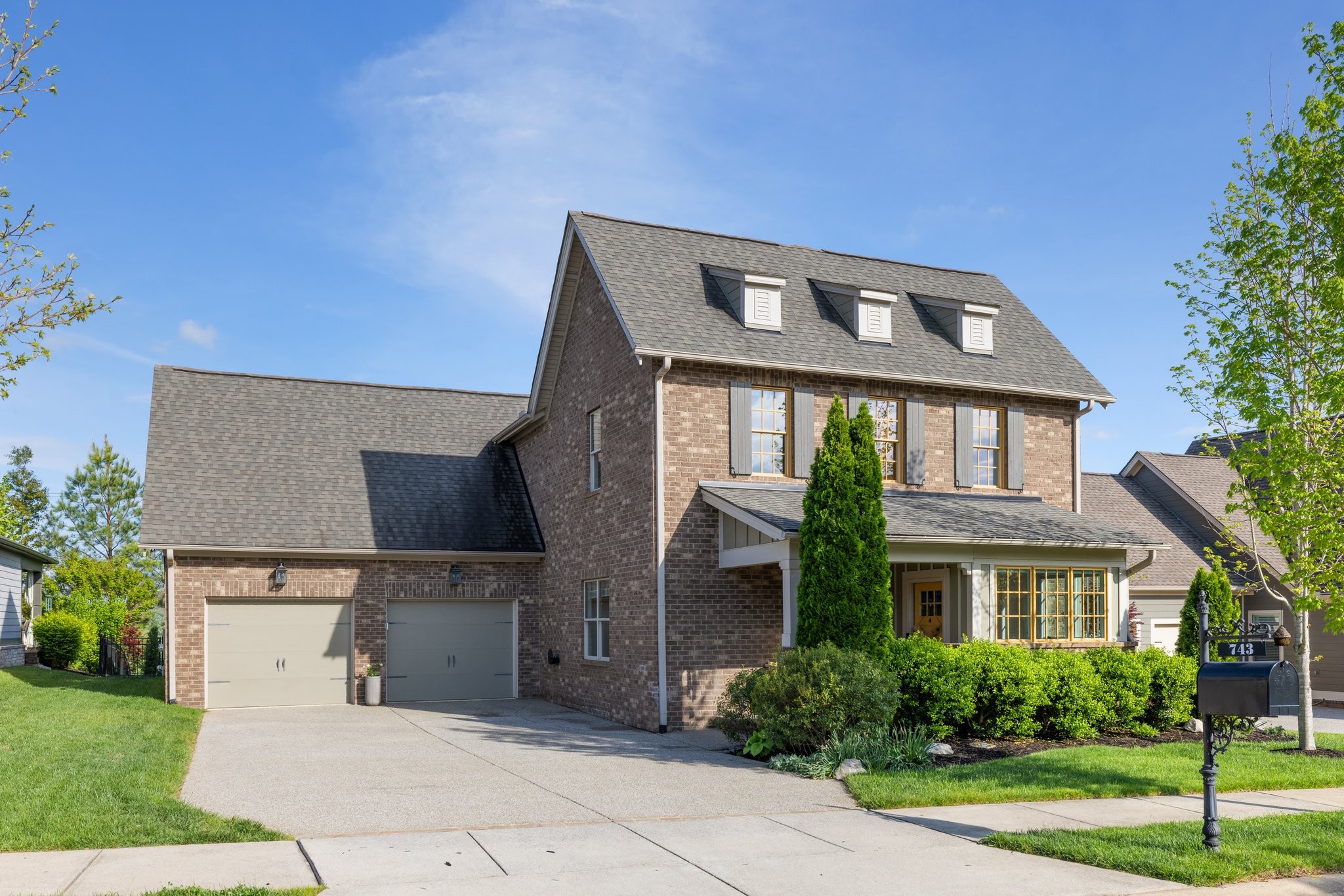 743 Fontwell Ln
