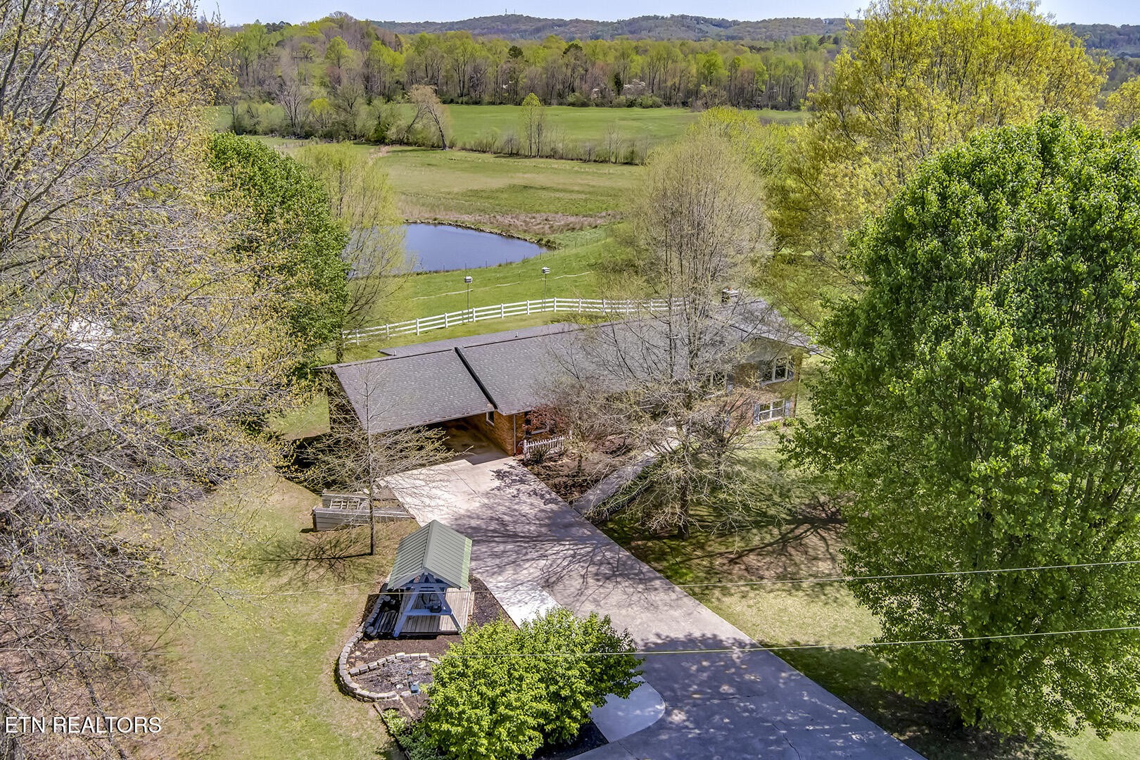 823 Old Harriman Hwy