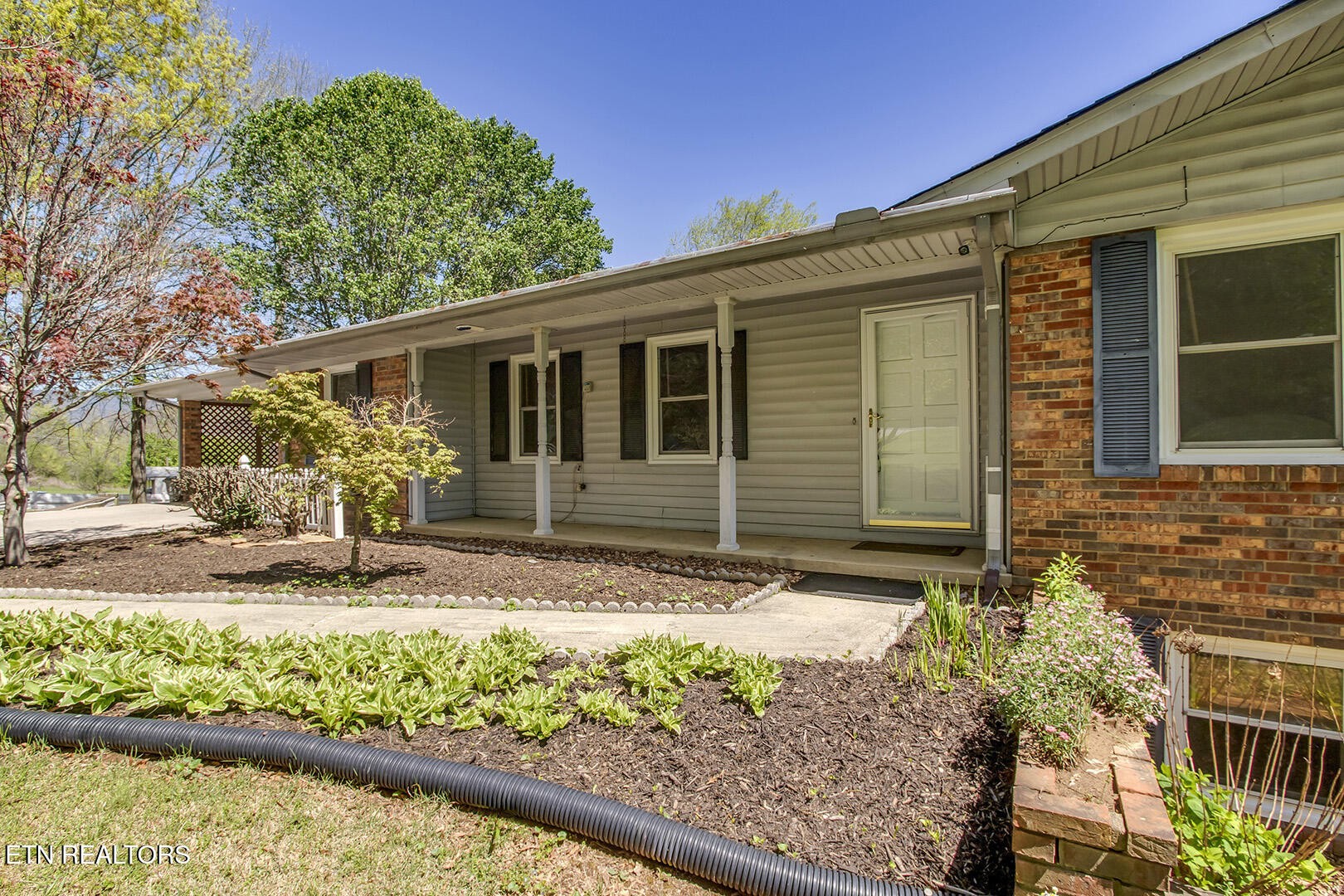 823 Old Harriman Hwy