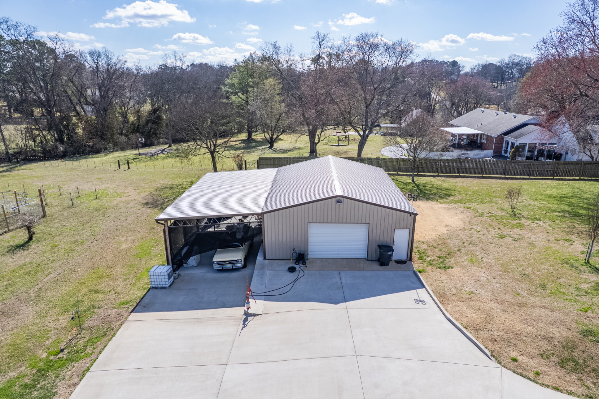 108 North Hardin Drive