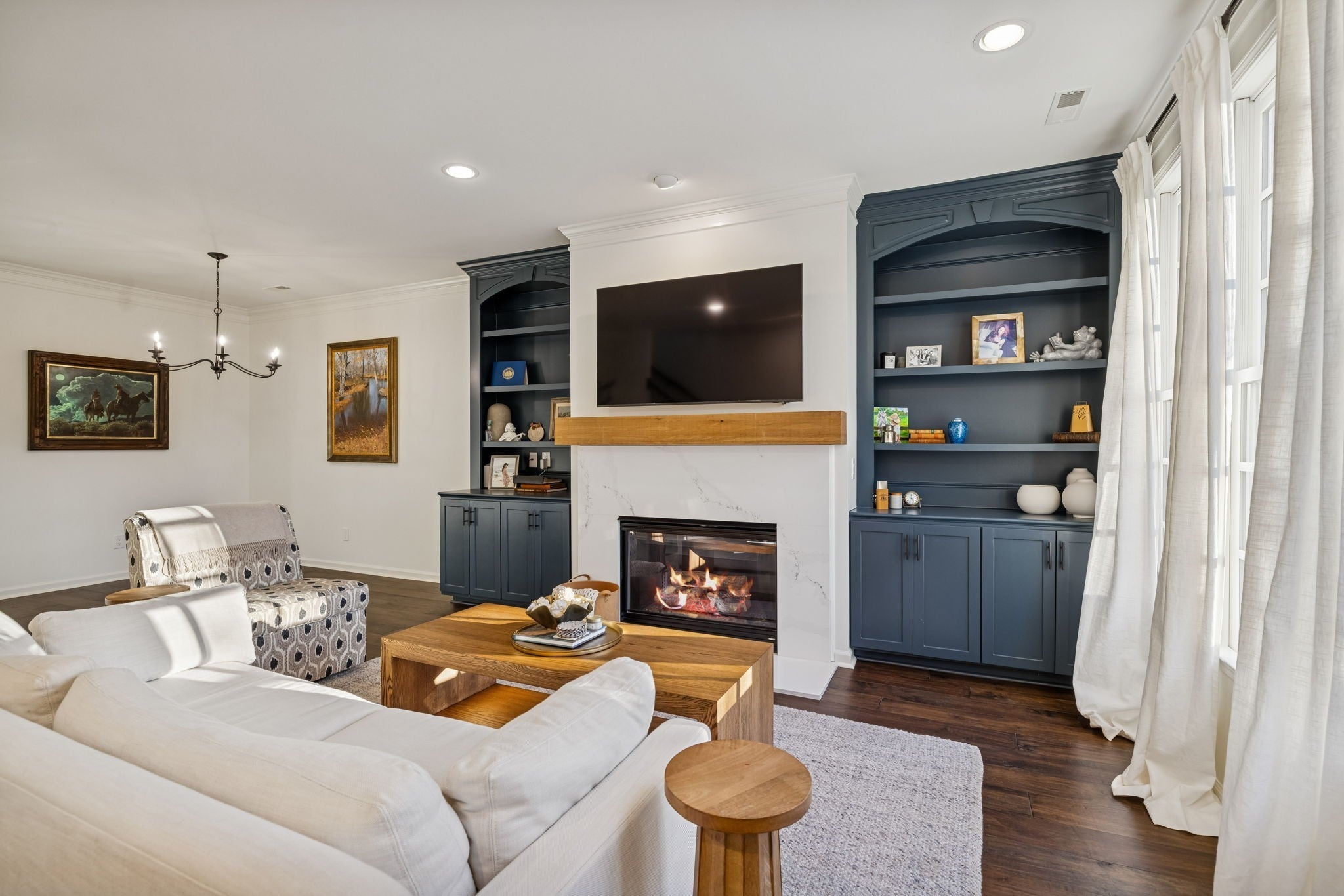 102 Pearl St