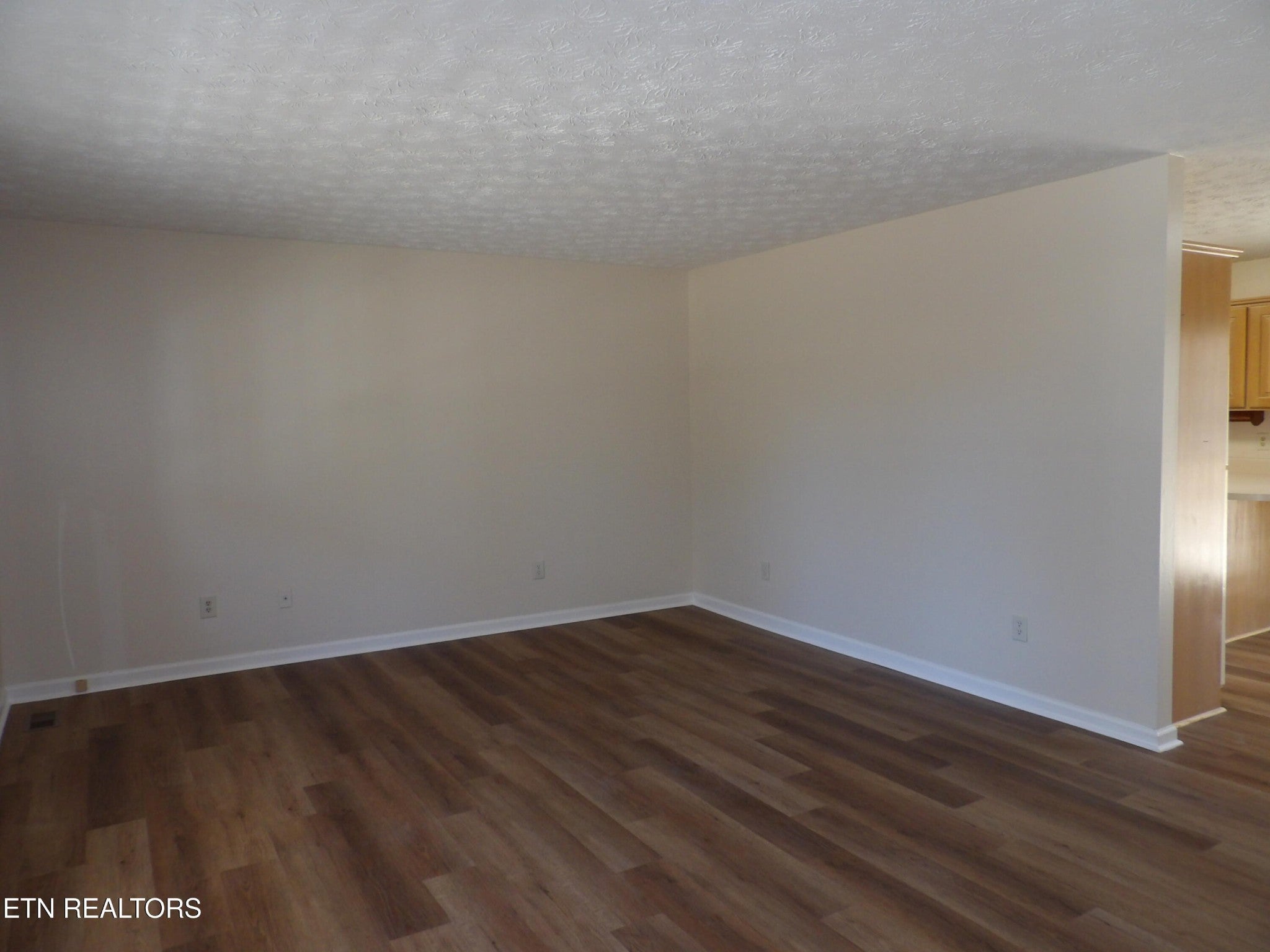 2162 Ona Rd