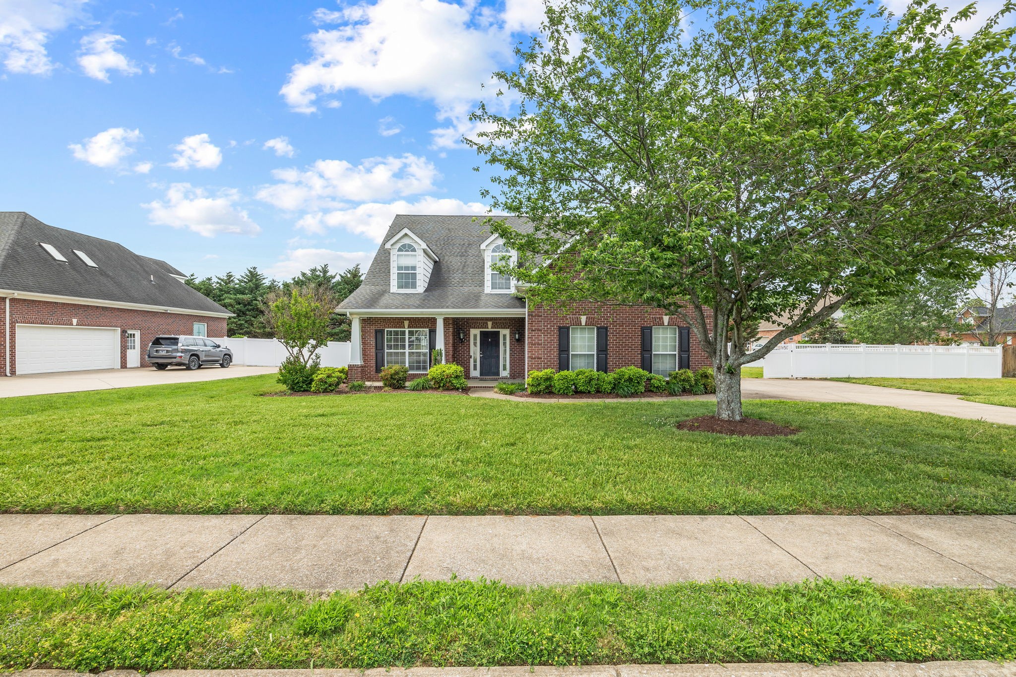 2651 James Edmon Ct