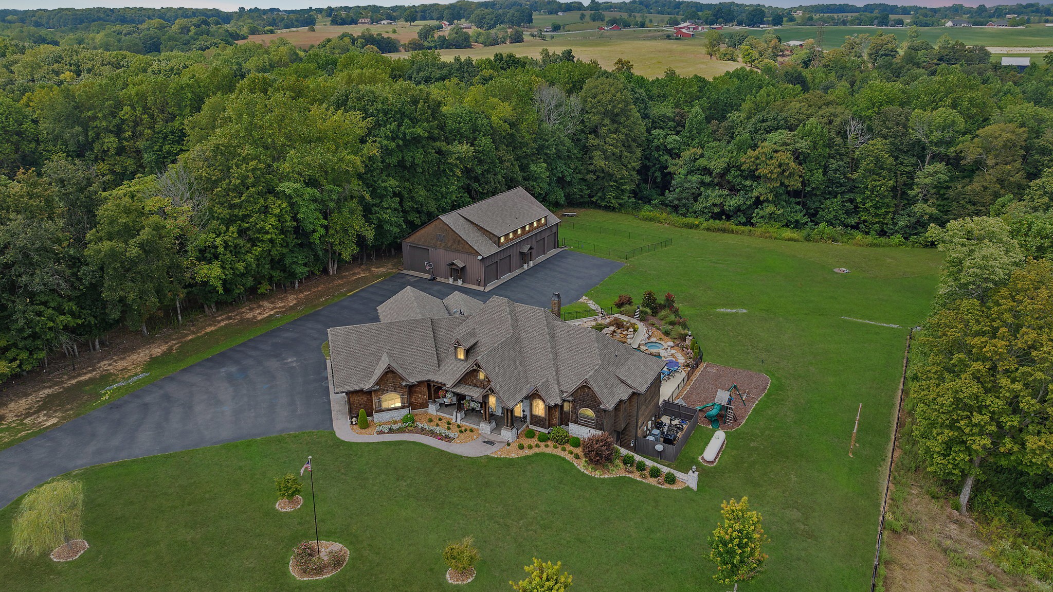 6704 Highway 52 W