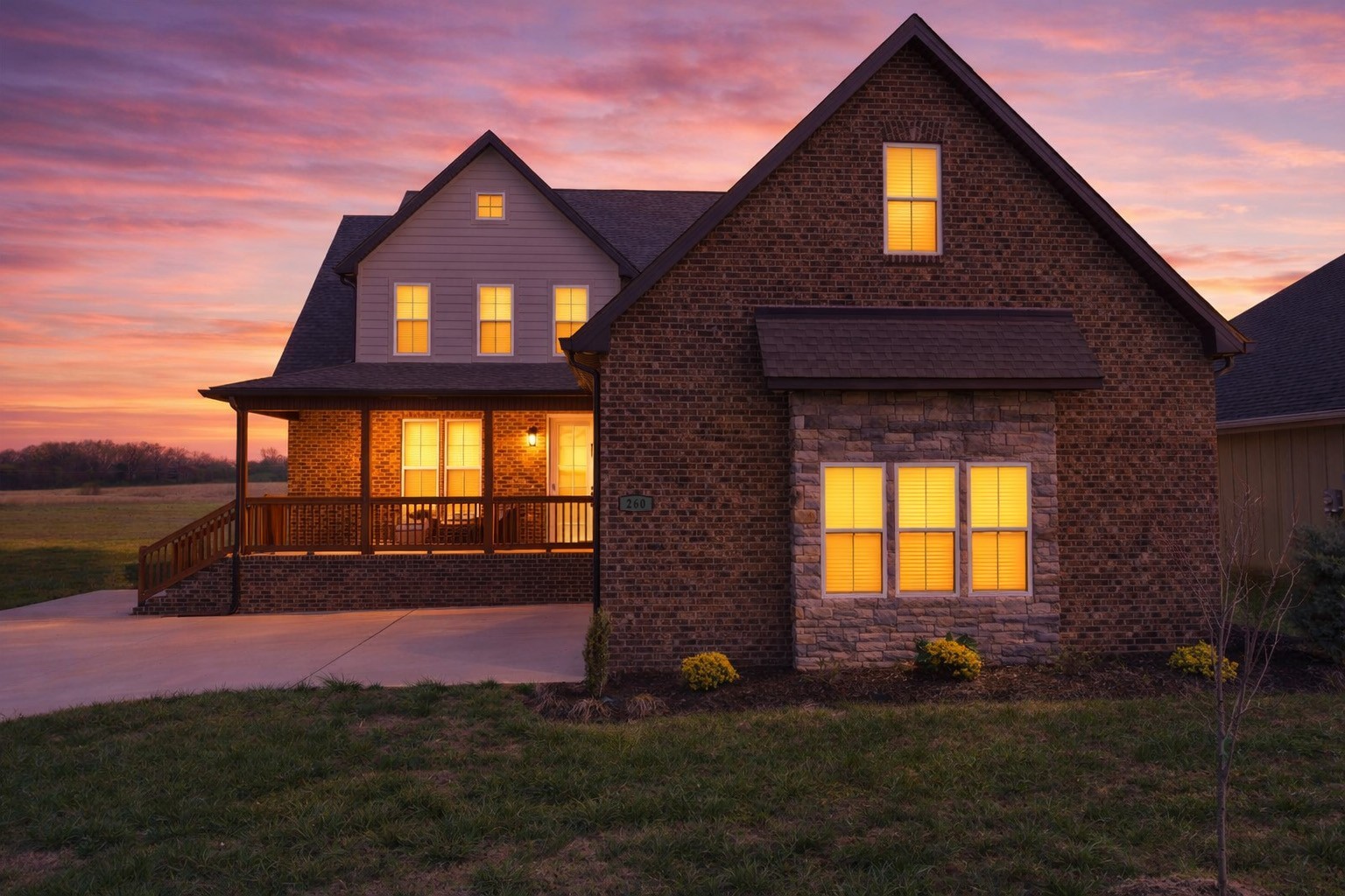 260 Lookout Dr
