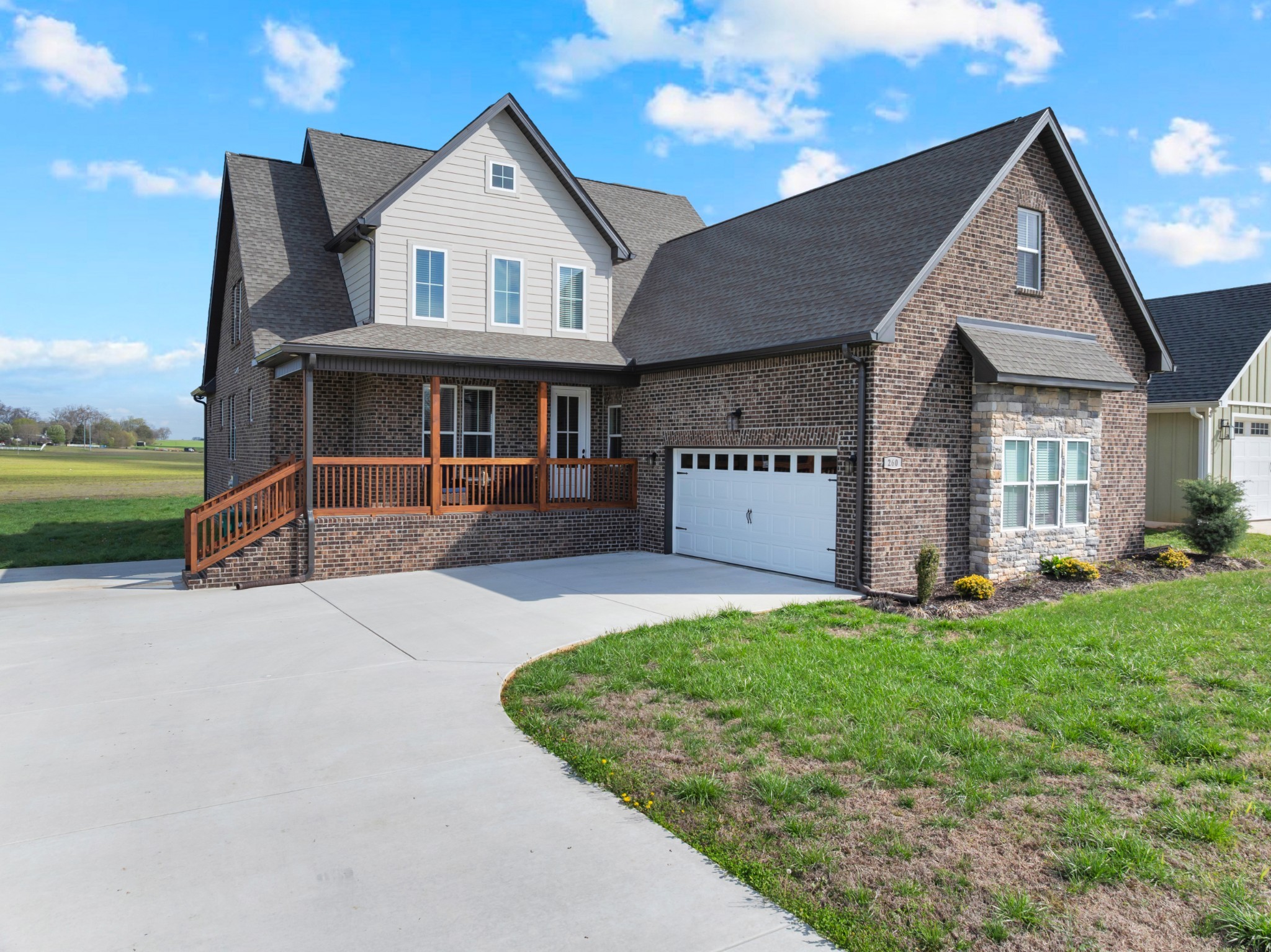 260 Lookout Dr
